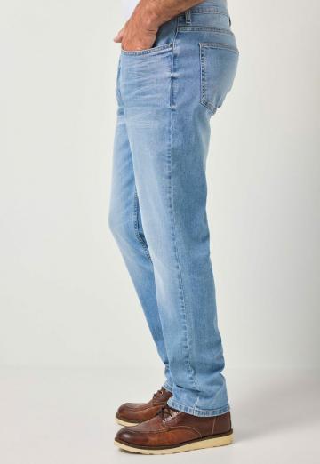 Узкие джинсы