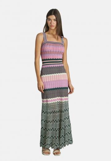 Вязаное платье