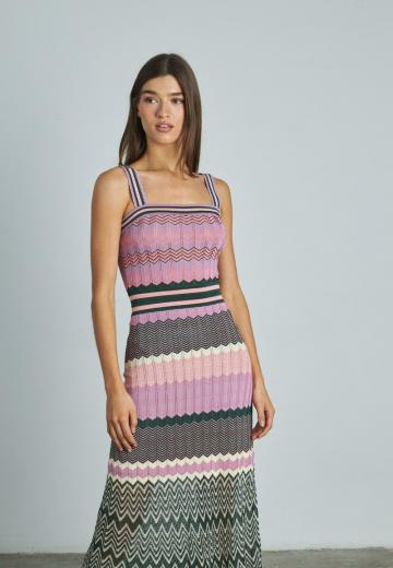 Вязаное платье