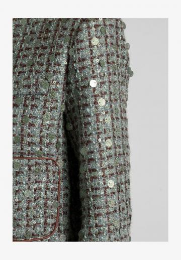 Короткая куртка