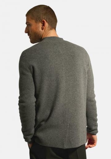 Вязаная кофта