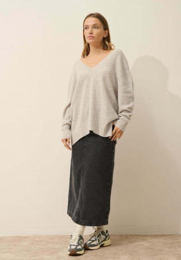 Длинный пуловер