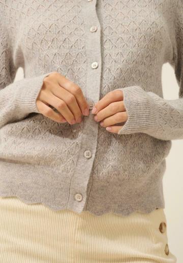 Вязаная кофта