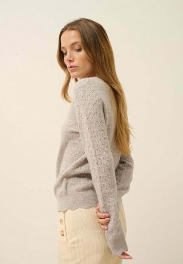 Вязаная кофта