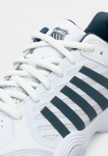 Теннисные кроссовки