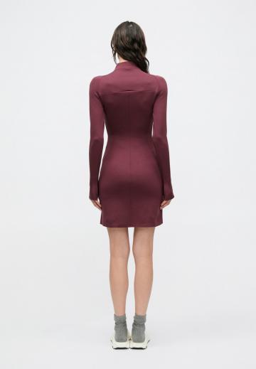 Короткое платье