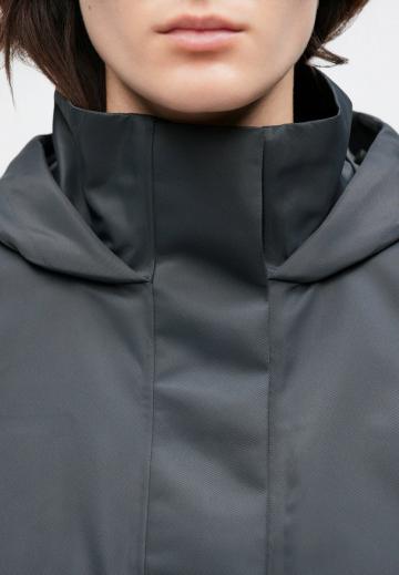 Короткая куртка