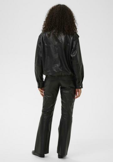 Кожаная куртка