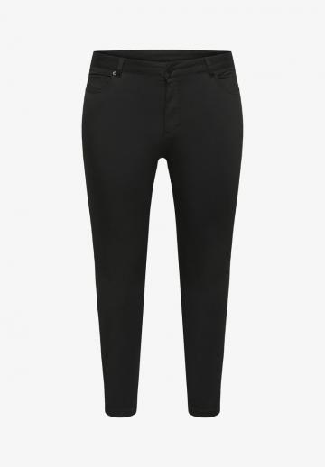 Короткие джинсы