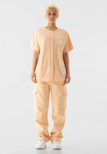 Брюки с накладными карманами