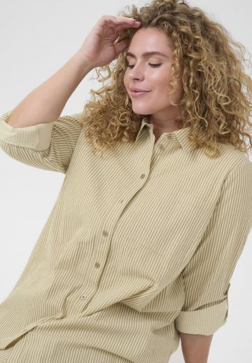 Длинная блузка