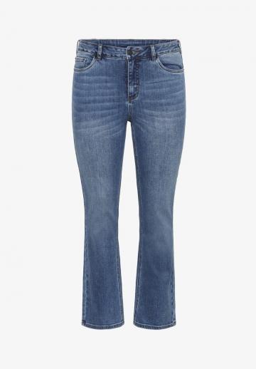 Узкие джинсы