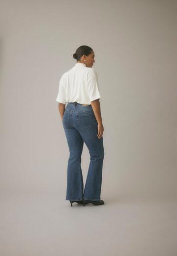 Клешеные брюки