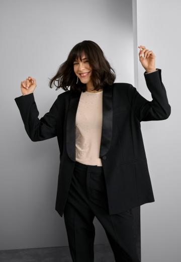 Длинный блейзер