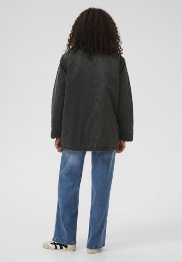 Короткое пальто