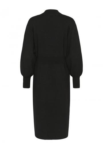 Вязаное платье