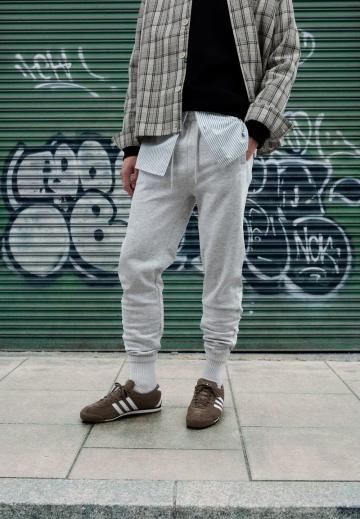 Спортивные штаны