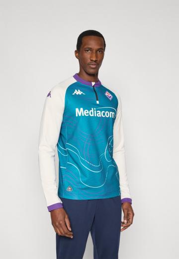 Спортивная кофта