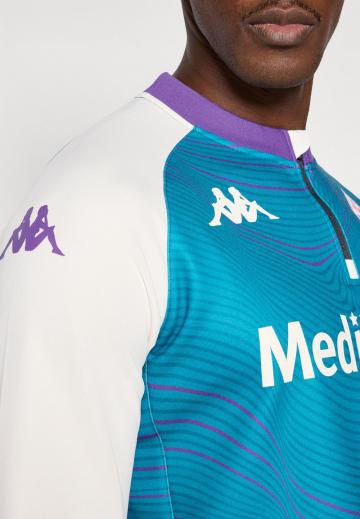 Спортивная кофта