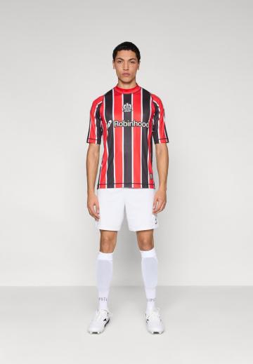 Спортивная форма