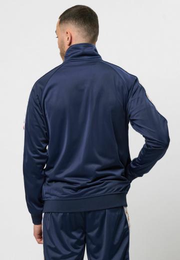 Спортивная кофта