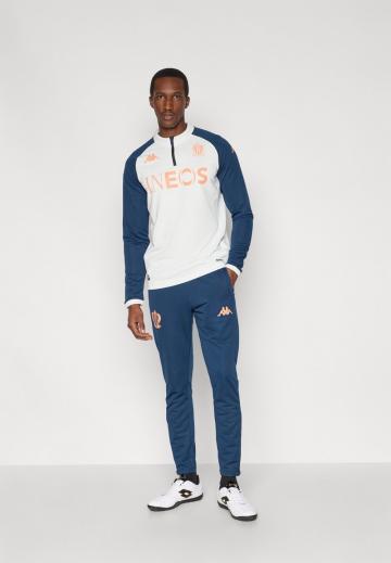 Спортивная кофта