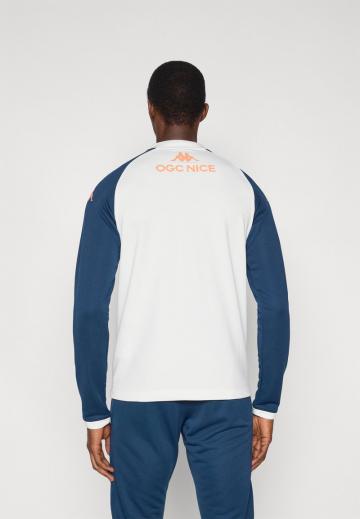 Спортивная кофта