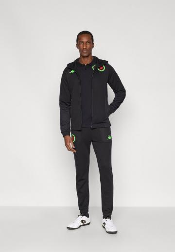 Спортивная кофта