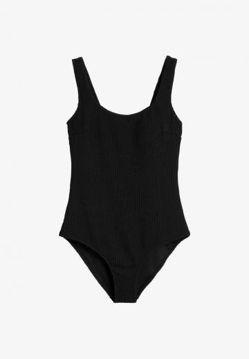 Слитный купальник