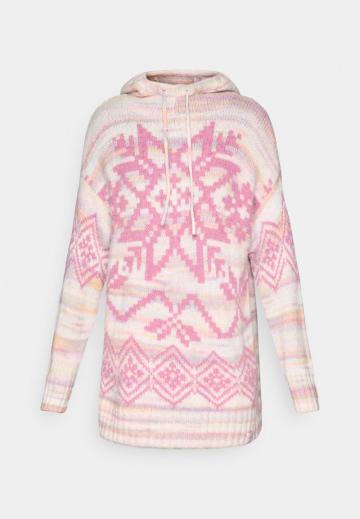 Пуловер с капюшоном