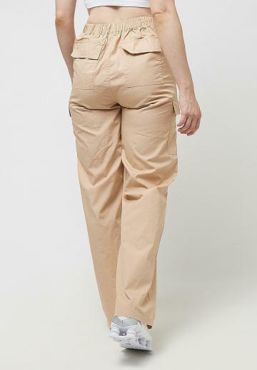 Брюки с накладными карманами