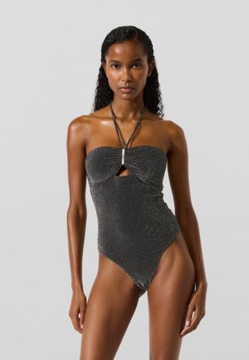 Слитный купальник