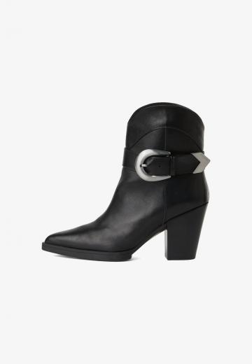 Ковбойские сапожки