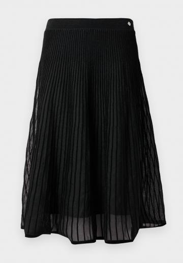 Вязаная юбка