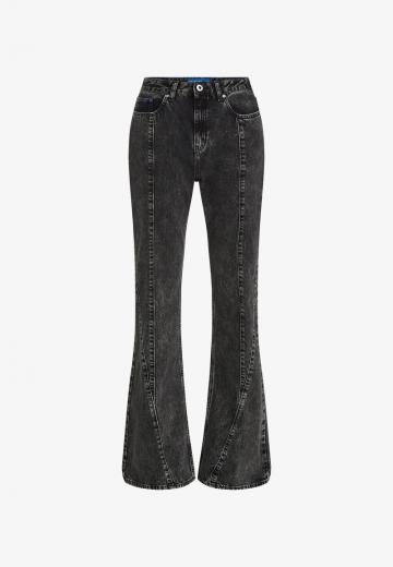 Клешеные джинсы