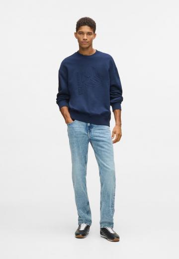 Прямые джинсы