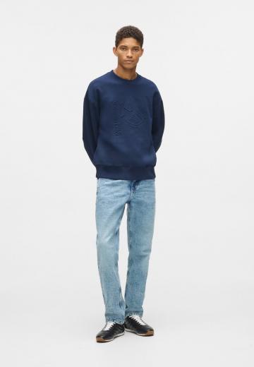 Прямые джинсы