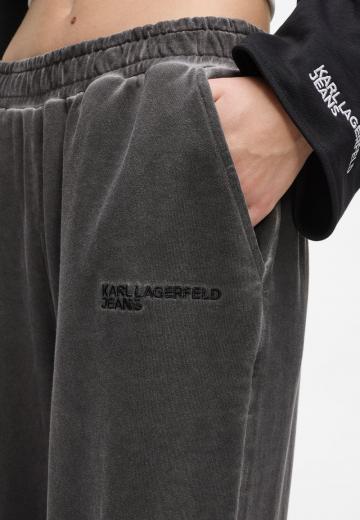 Спортивные штаны