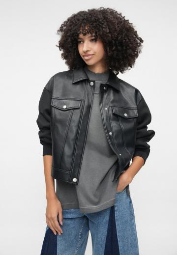 Кожаная куртка