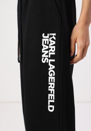 Спортивные штаны