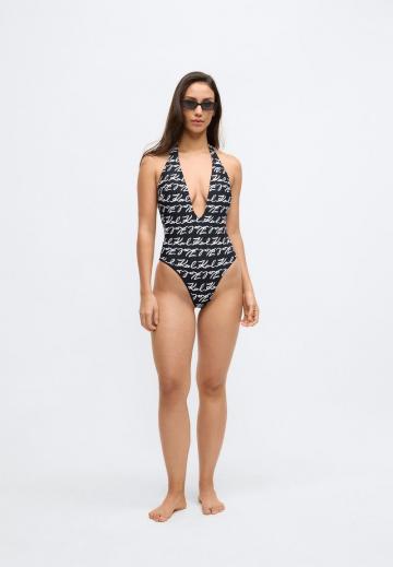 Слитный купальник