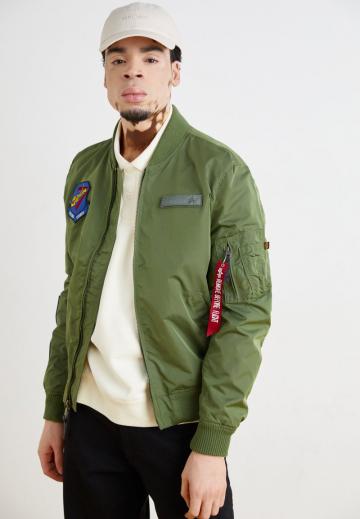 Куртка бомбер