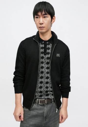 Вязаная кофта