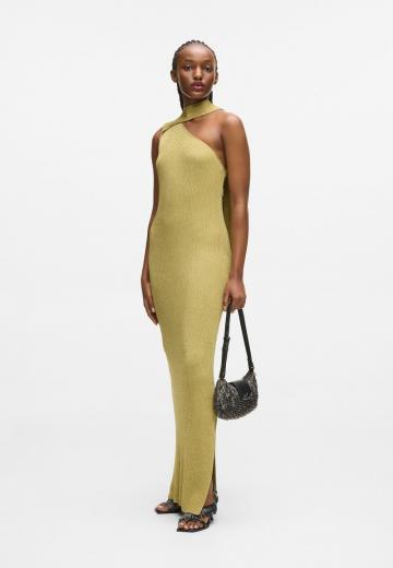 Вязаное платье