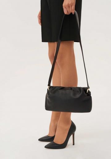 Туфли на высоком каблуке