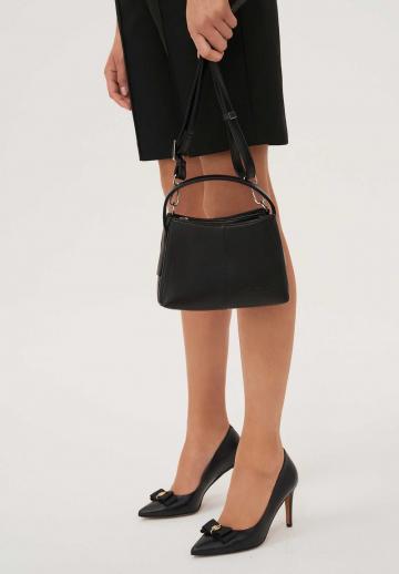 Туфли на высоком каблуке