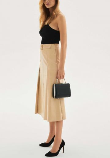 Туфли на высоком каблуке