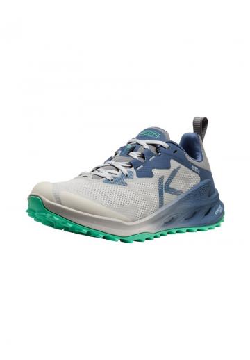 Походные ботинки