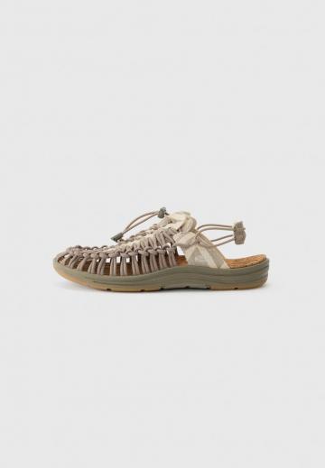 Походные сандалии