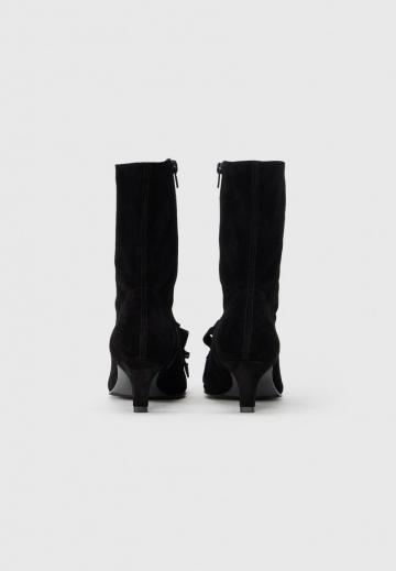 Полусапожки